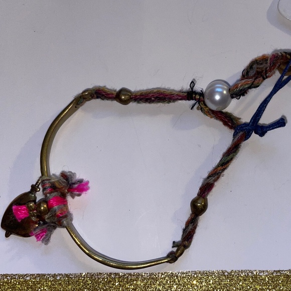 De Petra Sacred Heart Bracelet - Picture 2 of 2